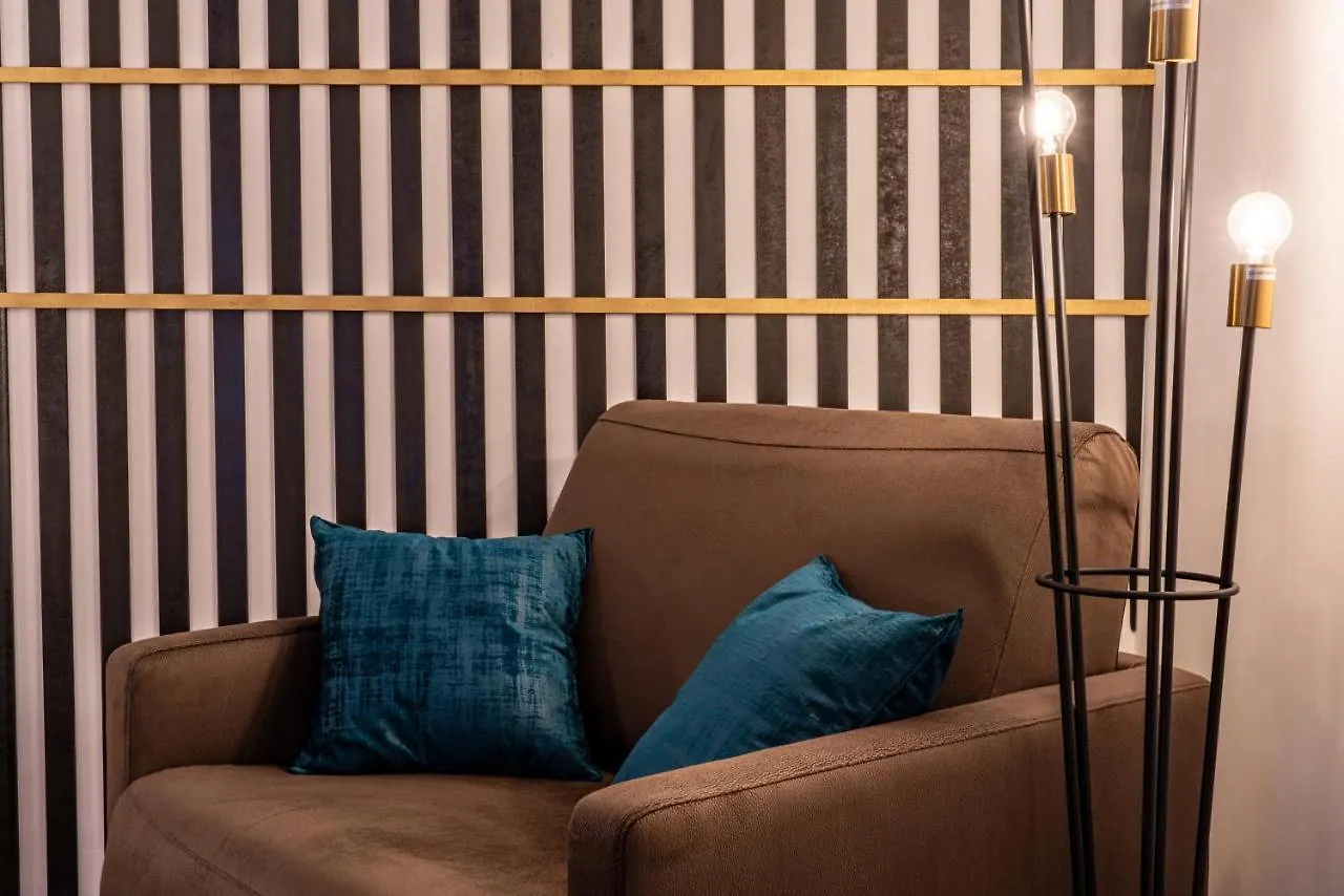 Alessandria Suites Roma イタリア